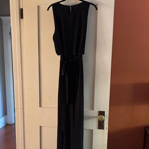 Vince Camuto Elegant Black Wide-Legged Sleeveless Jumpsuit, size 10